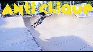 ANTI CLIQUE VISITS PAT BLACK