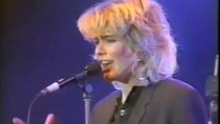 Kim Wilde @ New Year's Eve 31/12/1986 [LIVE CONCERT]