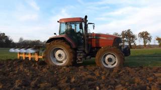Labour 2010 avec Case IH Mx 100 et charrue Huard