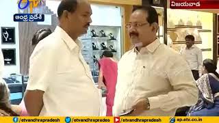 Officials Raid On Gold Shops at Vijayawada
