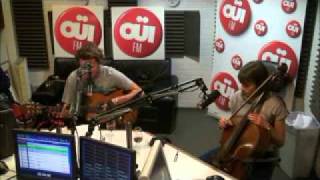 Ben Howard covers Lana del Rey's 'Video Games' (acoustic on OUI FM) 11.08.2011