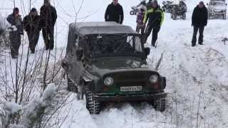 Покатушки на Нивах, УАЗе зимой.(Lada Niva vs UAZ winter driving)