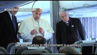 Pope Francis recognizes Turkey's efforts to aid refugees during flight