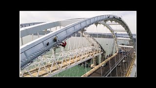 Кот Мостик "дал добро" открытию Крымского моста