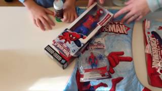 È arrivata la Befana!!!! La calza di Spiderman (by Hasbro)