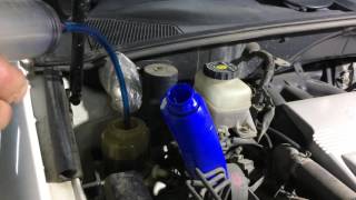 Замена масла в гидроусилителе частичной заменой на Тойота Харриер 2004 года Toyota Harrier