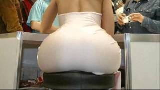 Who has the greatest ass? Kim, Jennifer, Rihanna, Beyonce or Pamela Anderson?