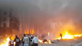 02 05 2014 Одеса. Пожежа у Будинку профспілок