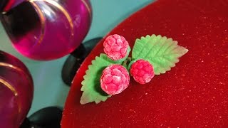Как сделать ягоды малины из мастики.