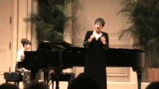 Yelena Dof-Donskaya sings "D'amor sull'ali rosee" from Il trovatore