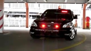 総理大臣車列の警護車仕様にしました