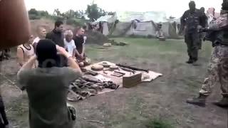 УКРОПЫ издеваются над пленными ополченцами УКРАИНА НОВОСТИ СЕГОДНЯ