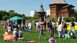 В парке Коломенское