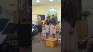 Noelia, Andreea, Estera -Isus ești Domnul domnilor
