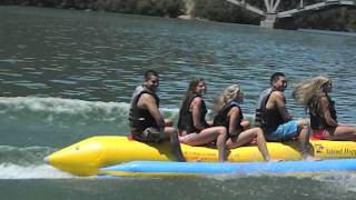 Island Hopper 5-Person Towable Banana Boat