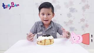 Lần Đầu Ăn Thử Món Bánh Trà Sữa Thần Thánh Đang HOT Rần Rần| Hot Boy Đồ Chơi Tony Lâm