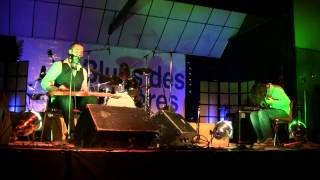 Martin Harley Band "Voodoo Chile"  (Festival Blues des deux rivières 2012)