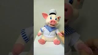 Свинка Ловелас, поющая игрушка (Символ 2019 года)