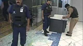 Ladrões de Banco frustados por Vigilante do Grupo Alerta