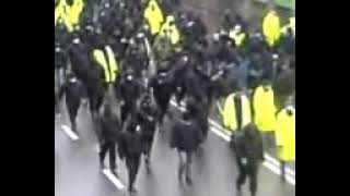 2007 წლის 7 ნოემბრის კადრები, სააკაშვილის პოლიცია: ბადრის რა? დედის ტყვნა! (იხილეთ მეტი აღწერაში)