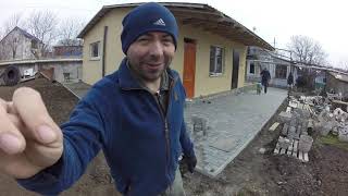 ? Благоустройство участка - начинаем бомбить старый гараж