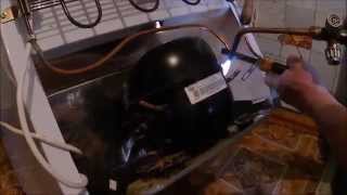 Холодильник включается и сразу отключается, замена компрессора / Refrigerator repair