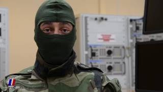 Portrait : Linguiste d'écoute, les oreilles de l'armée de Terre