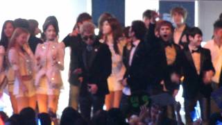 MAMA 2011 - [Other Artist Focus] Dr Dre & Snoop Dogg - The Next Episode(Opening) [FANCAM]