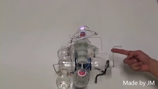 Plastic bottle and CD Wimshurst Machine