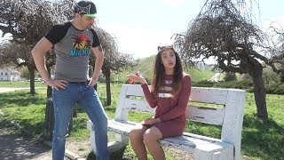 А Я Ху Ху, МНЕ ПО ПРИКОЛУ! КЛИП ПАПА И ДОЧКА ЧИТАЕТ РЭП