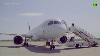 Покраска самолёта МС-21-300 к авиасалону МАКС — видео