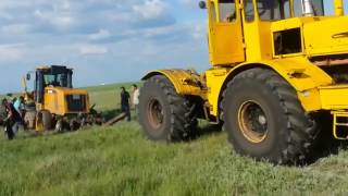 К-700 -- В БОЛОТЕ!! КАК ВЫТАЩИТЬ ТРАКТОР ИЗ БОЛОТА