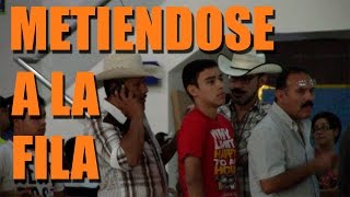 Metiendose en la fila | Bromas 2015 | Just Maming | Pranks |