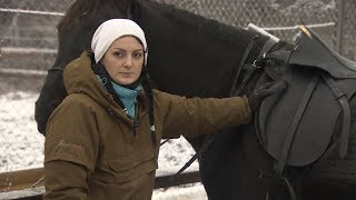 Просто Мария: почтальон, наездница и кумир Китая