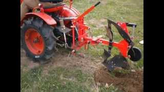 Arado reversible tk210 en Kubota B7000D