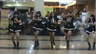 T.Y.G - Paparazzi, The Boys Remix (cover SNSD) @ ADIRA new Honda Beat launching (JatiLand Mall)