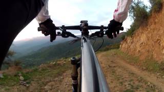 Bajando Alto Lipangue (Alto Caren)