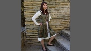 Simplicity Pattern 1773 - Medieval Dress - Overdress
