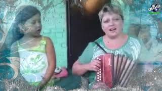 по тропе что снежком запорошена