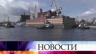 Первая в мире плавучая атомная теплоэлектростанция отправилась из Санкт-Петербурга в Мурманск.