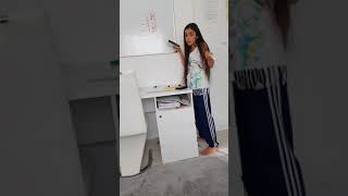 Drei stellige minus Aufgaben zu berechnen.
