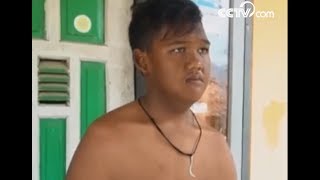 World's fattest boy to get skin removal surgery| CCTV English