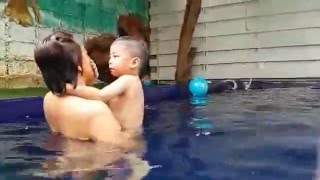 Sugar dares to dive at Barefeet Naturist Resort