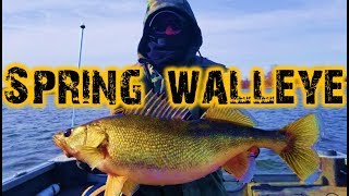 Walleye Fishing - Jigging and Trolling