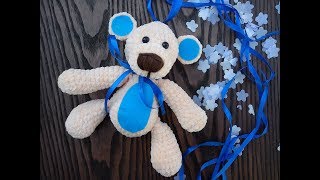 Мишка погремушка из плюшевой пряжи. Вяжем вместе. How to tie a teddy bear