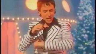 Юный Витас поёт песню "Гадалка". Новый год Vitas Gadalka Fortune Teller Happy New Year