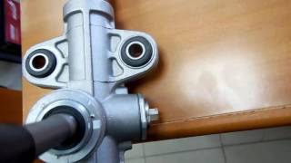 Рулевая рейка фирмы FENOX для KIA RIO
