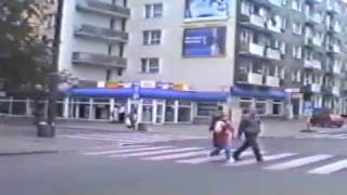 Ulice Gdyni lat dziewięćdziesiątych.