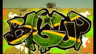 Stoney Moe - Drink und Bauchfrei
