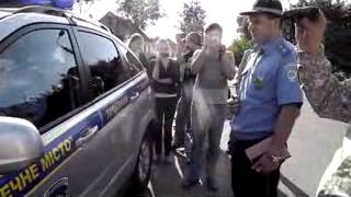 Водители поймали прапорщика-лжегаишника "на горячем"